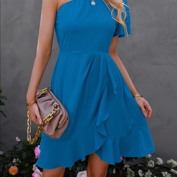 LAST! Yours Truly One Shoulder Dress - Picture 4 of 6